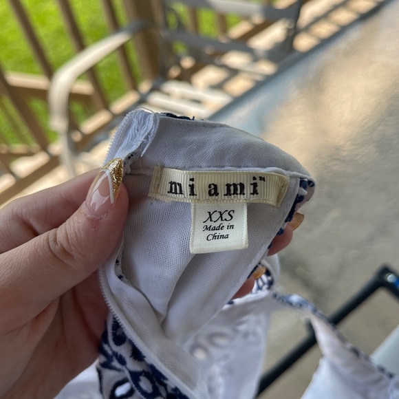 Francesca’s Mi ami Jumpsuit - Picture 5 of 8